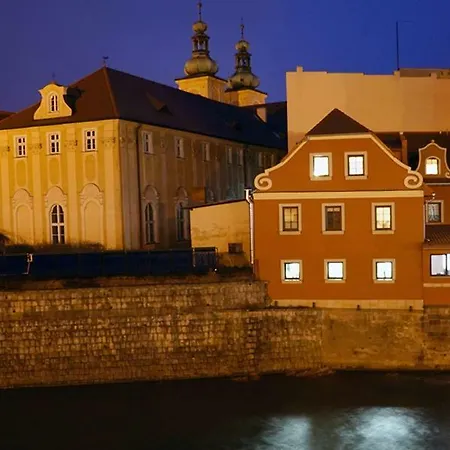 Nad Rzeka Apartment *