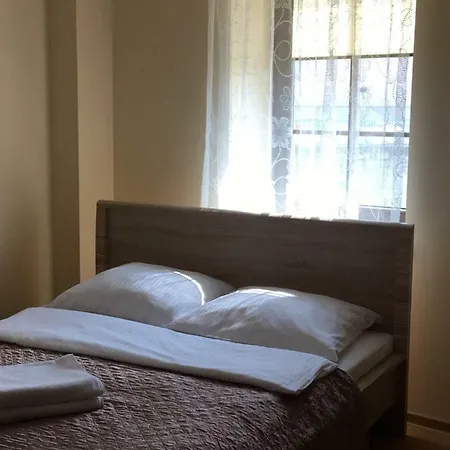Nad Rzeka Apartment *